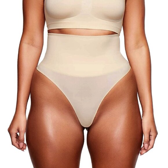 SKIMS Women's Shapewear Core Control Thong Clay Size L/XL NWT - Picture 1 of 9
